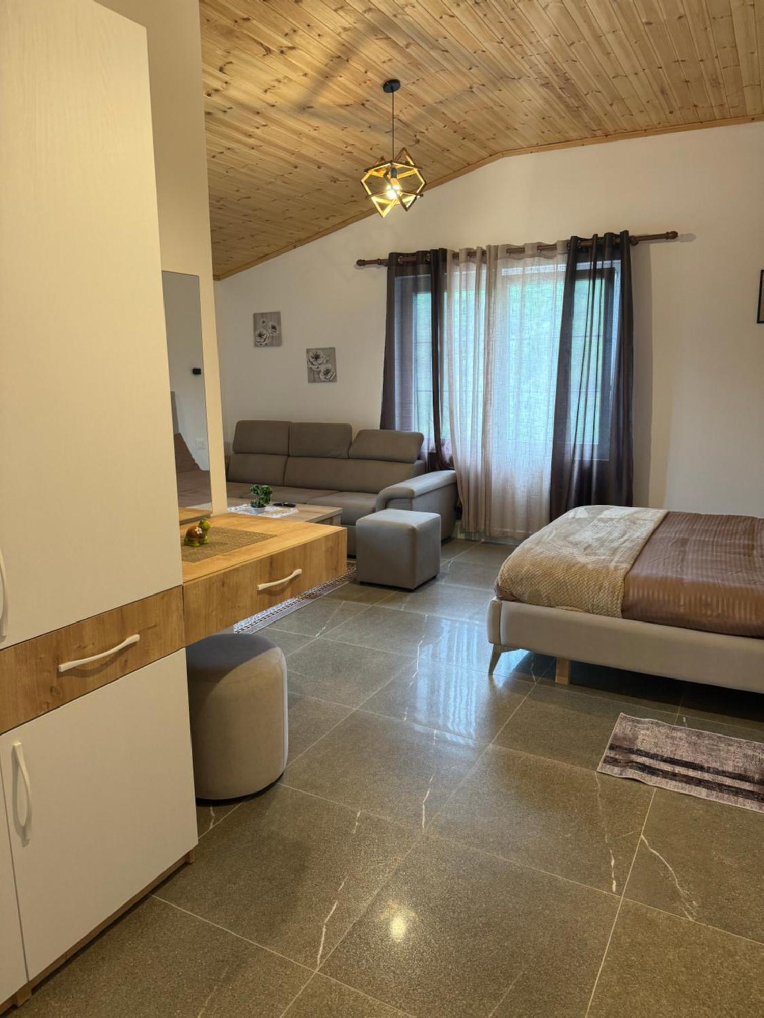 Qyteza Guest House & Camping Shkodër Екстериор снимка