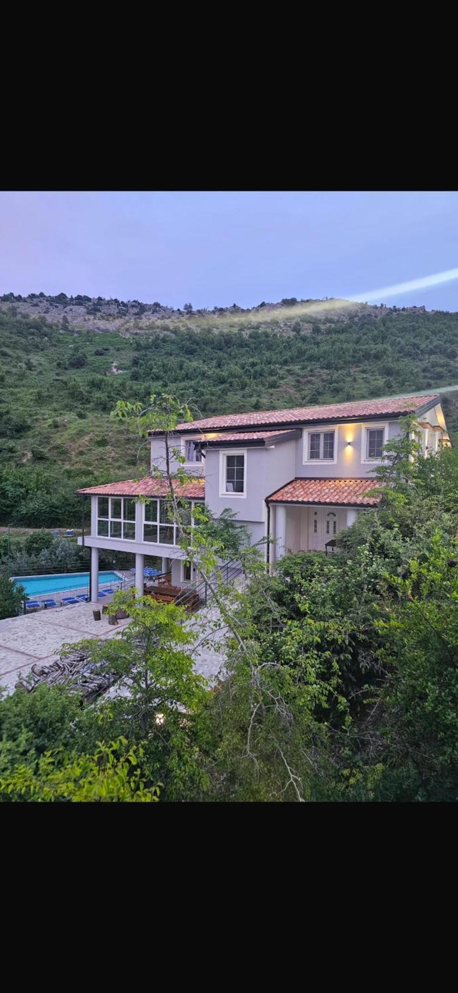 Qyteza Guest House & Camping Shkodër Екстериор снимка